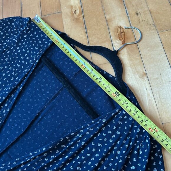 Brandy Melville Sz S Navy Blue Dainty Floral Cottagecore Mini Wrap Dress - Picture 10 of 11